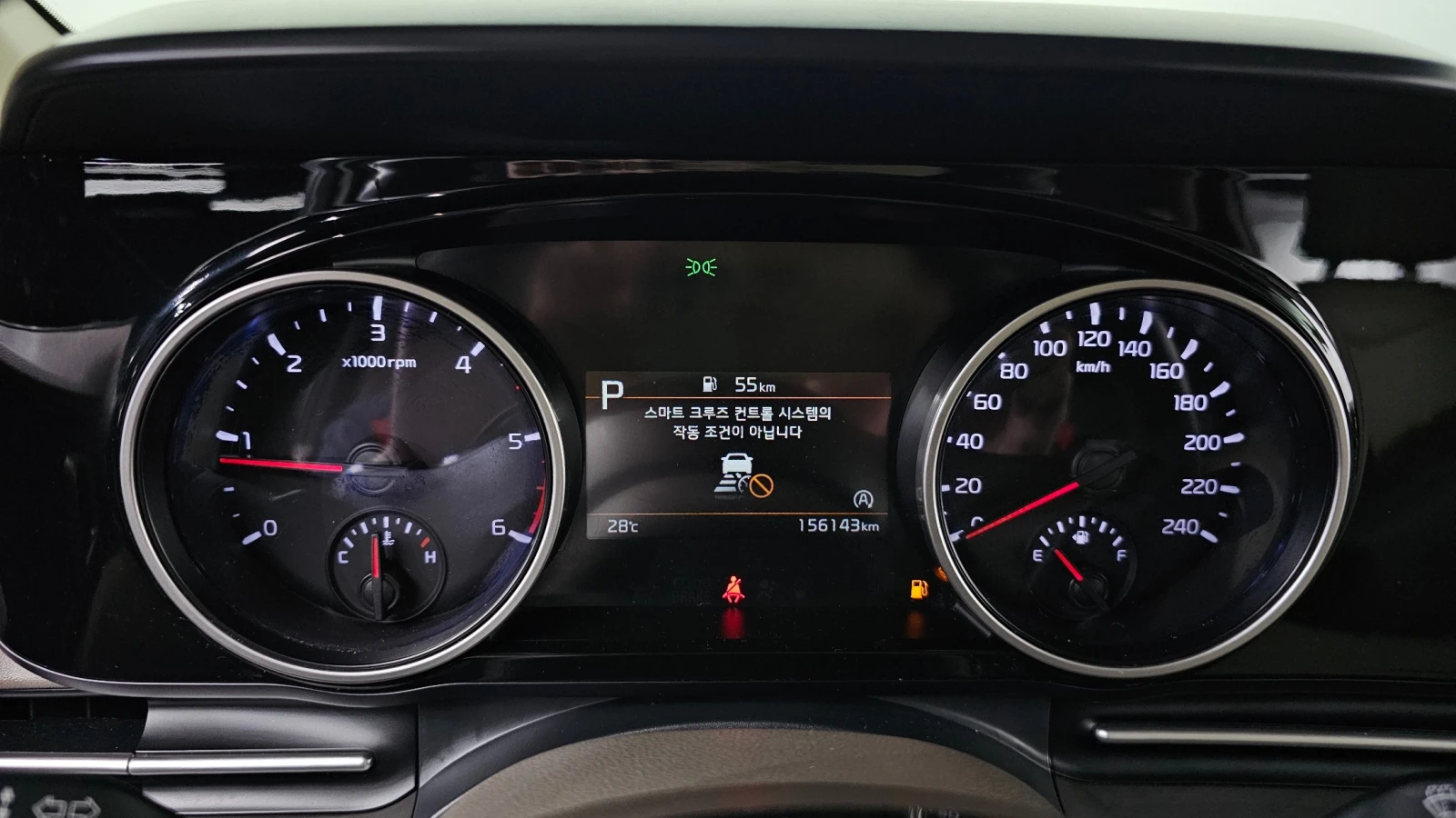 Kia Carnival PRESTIGE 2.2* ПОДГРЕВ ВОЛАН/СЕДАЛКИ* hellascars.bg, снимка 9 - Автомобили и джипове - 55597676