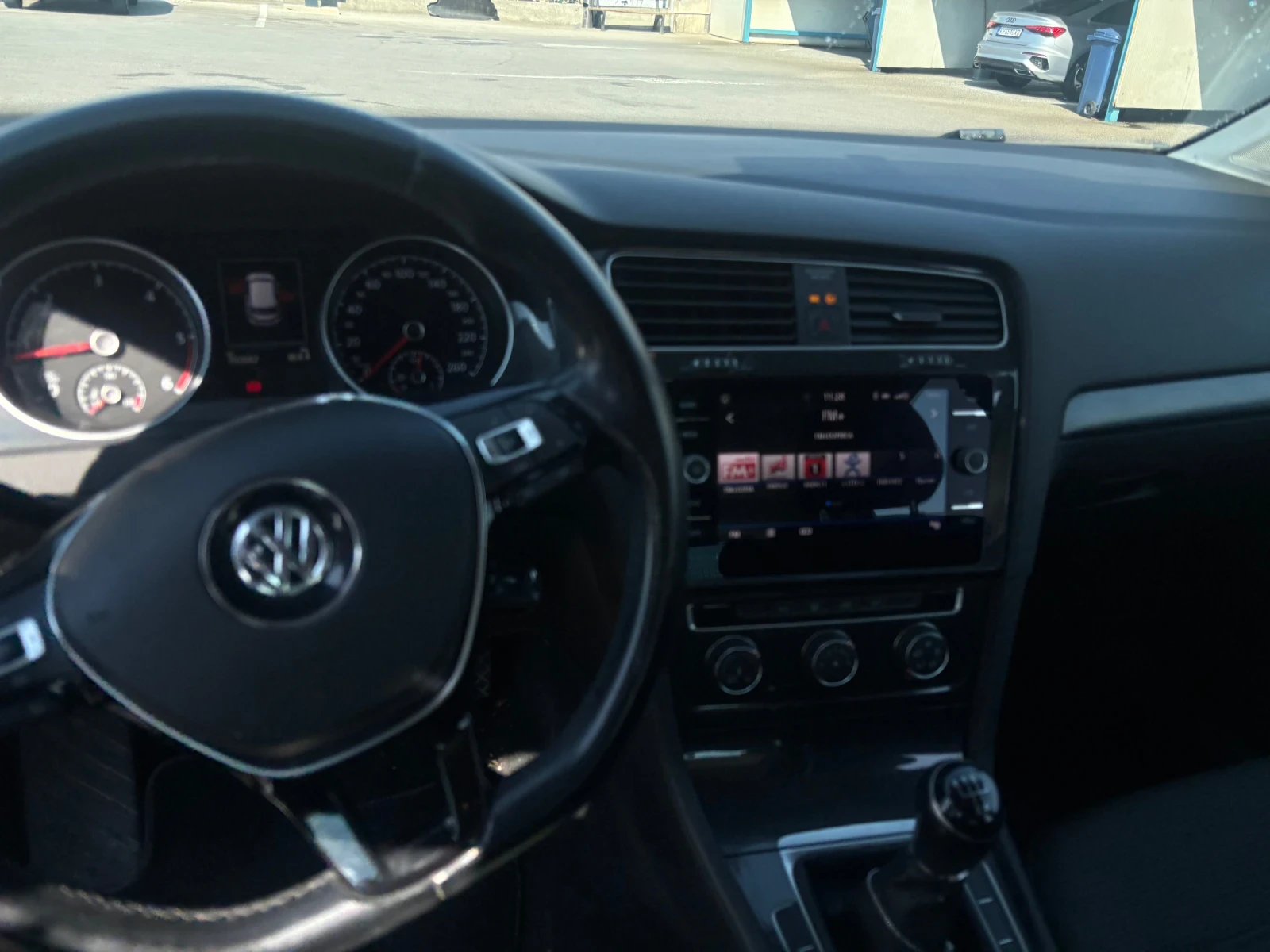 VW Golf, снимка 9 - Автомобили и джипове - 56150115