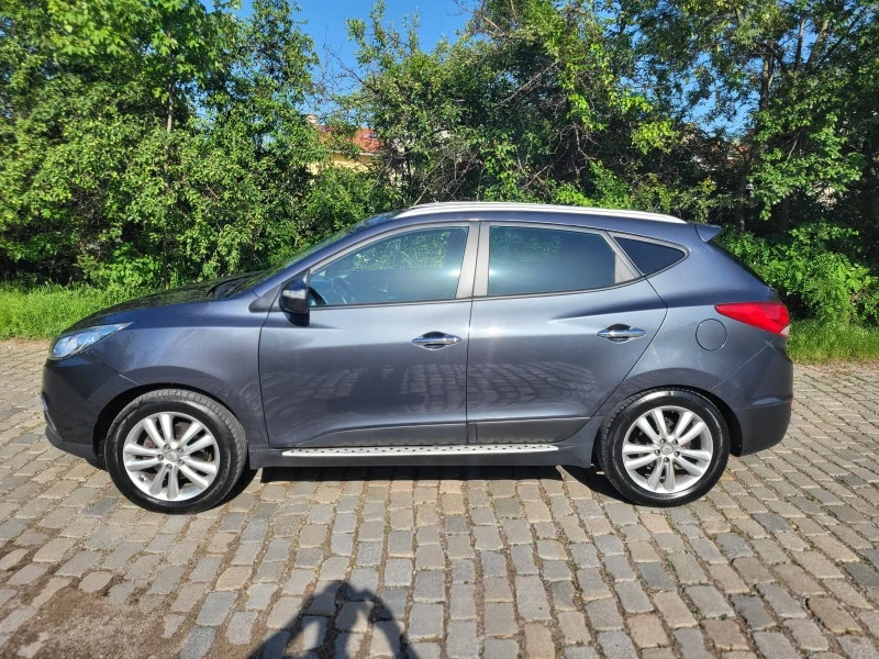 Hyundai IX35 2.0CRDi 4x4 184кс, снимка 3 - Автомобили и джипове - 47267913