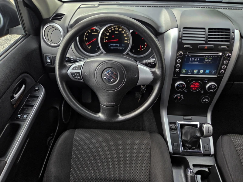 Suzuki Grand vitara 1.9D 129hp 4x4/NAVI/CAMERA, снимка 11 - Автомобили и джипове - 52568671