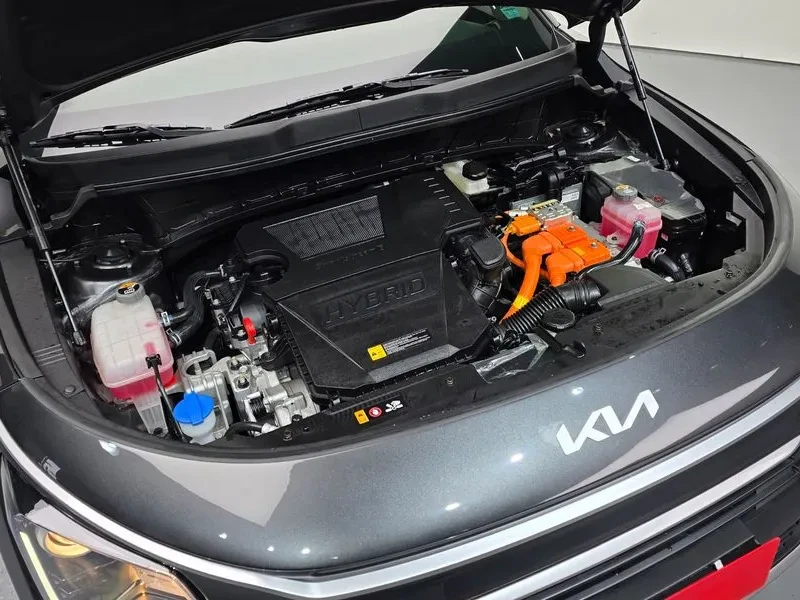 Kia Niro Trendy, снимка 6 - Автомобили и джипове - 55885632