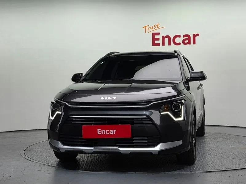Kia Niro Trendy, снимка 3 - Автомобили и джипове - 55885632