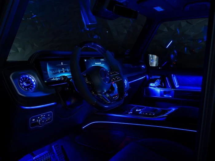 Mercedes-Benz G 63 AMG 3XTV* BURM* PANO* CARBON* 360CAM* HUD* ОБДУХВ* , снимка 9 - Автомобили и джипове - 56079210