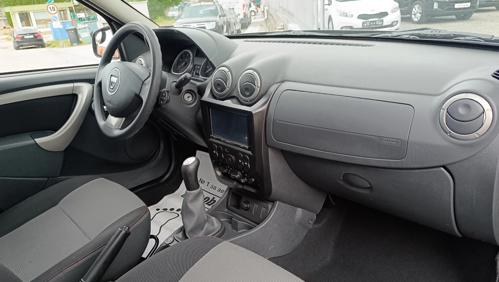 Dacia Duster 1.6i LPG - изображение 10