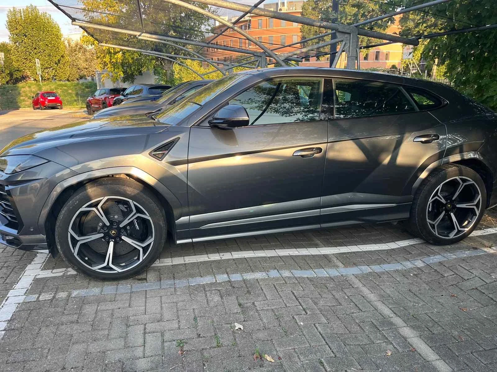 Lamborghini Urus  - изображение 3