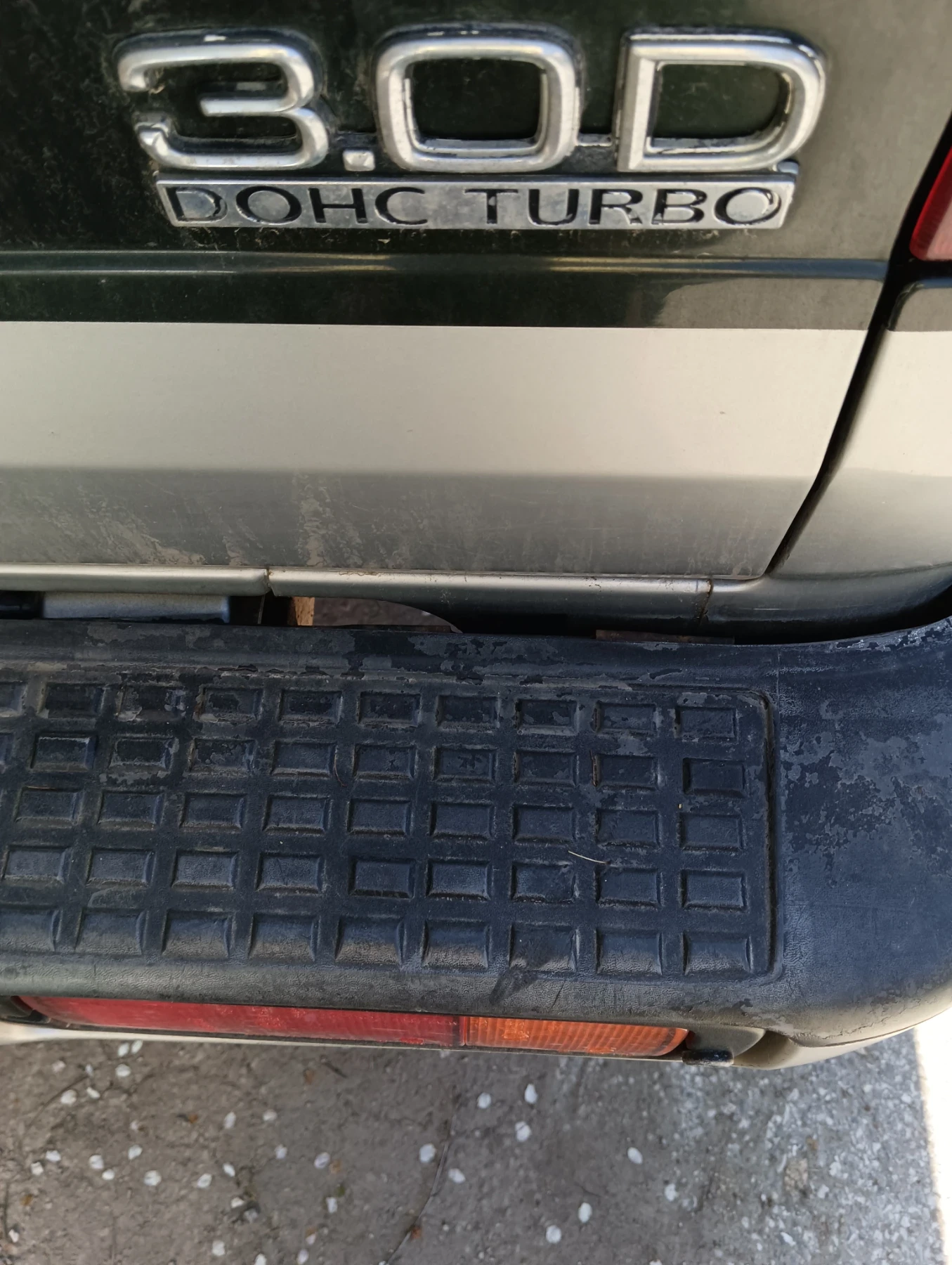 Isuzu Trooper 3.0, снимка 2 - Автомобили и джипове - 54309109