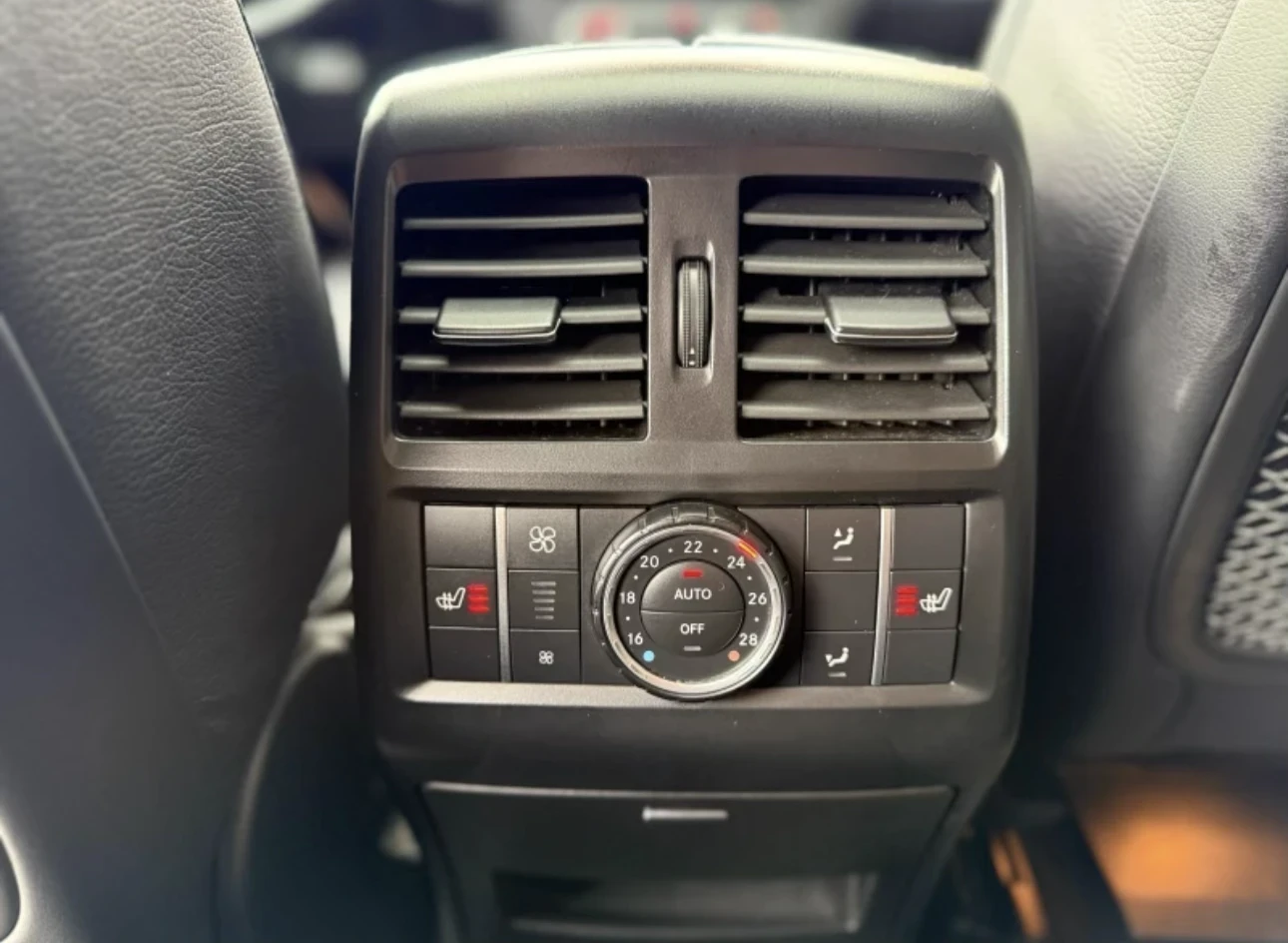 Mercedes-Benz GL 500 AMG Biturbo, снимка 11 - Автомобили и джипове - 54490960