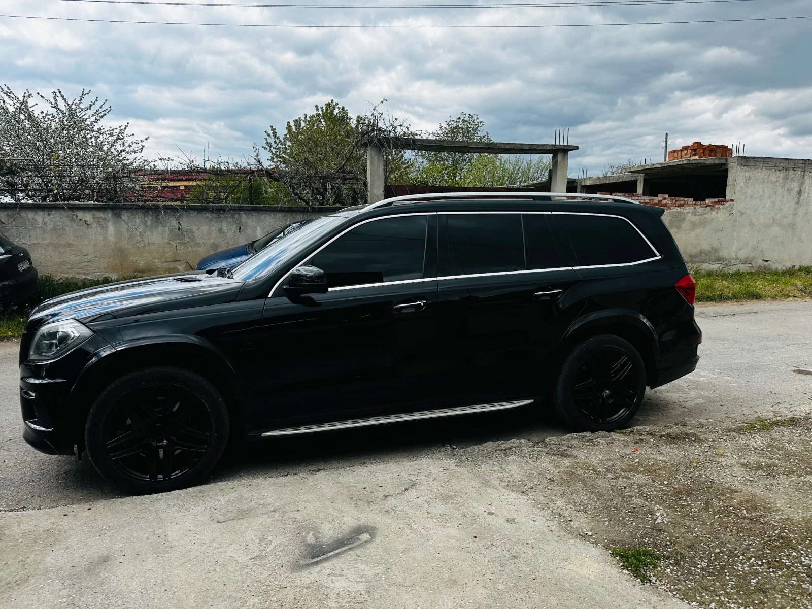 Mercedes-Benz GL 500 AMG Biturbo, снимка 4 - Автомобили и джипове - 54490960