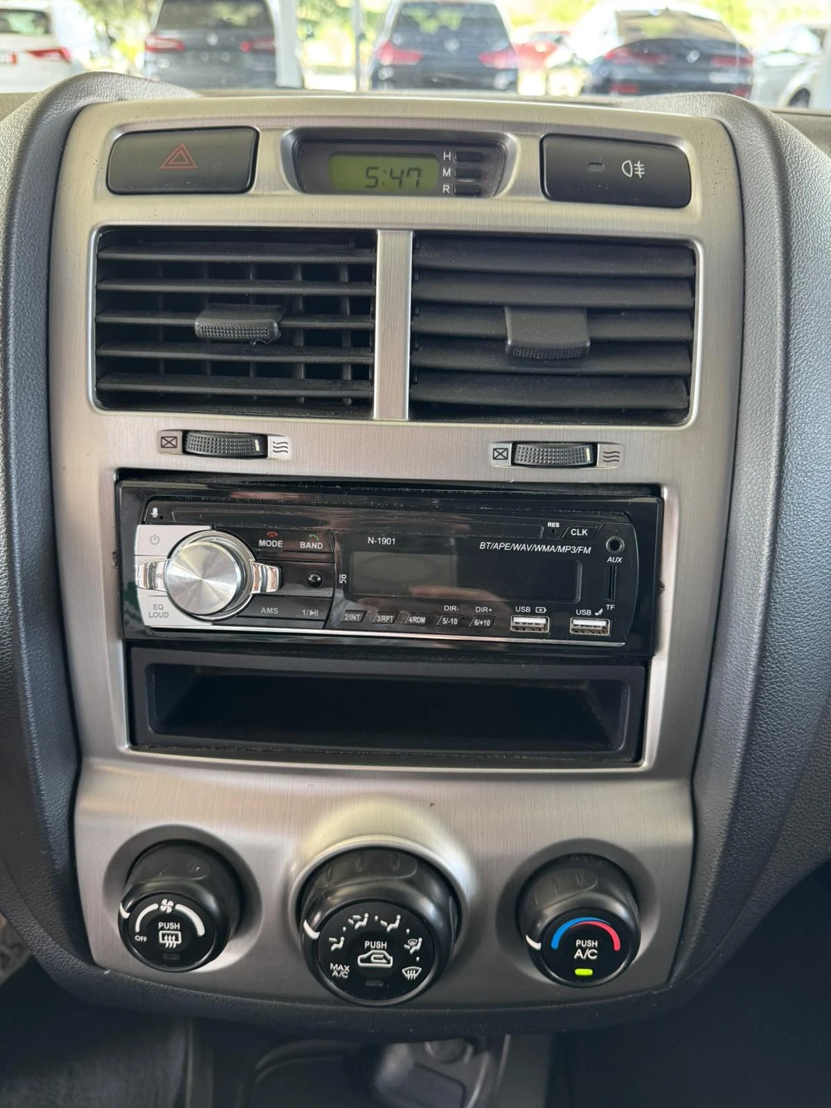 Kia Sportage 2.0D* 112ps* 4WD* КЛИМАТИК, снимка 14 - Автомобили и джипове - 55043430