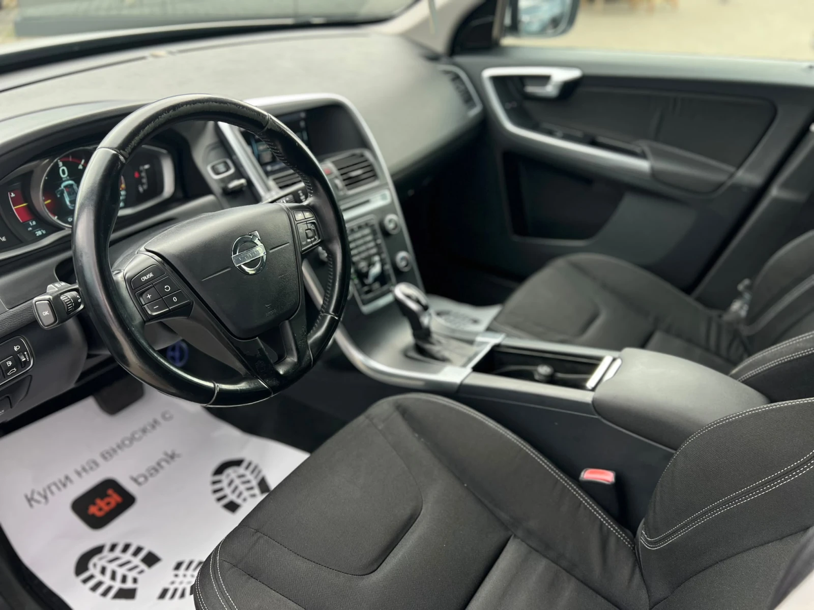 Volvo XC60 / 2.0D / 136HP / AUTOMAT / NAVI /, снимка 9 - Автомобили и джипове - 55218349