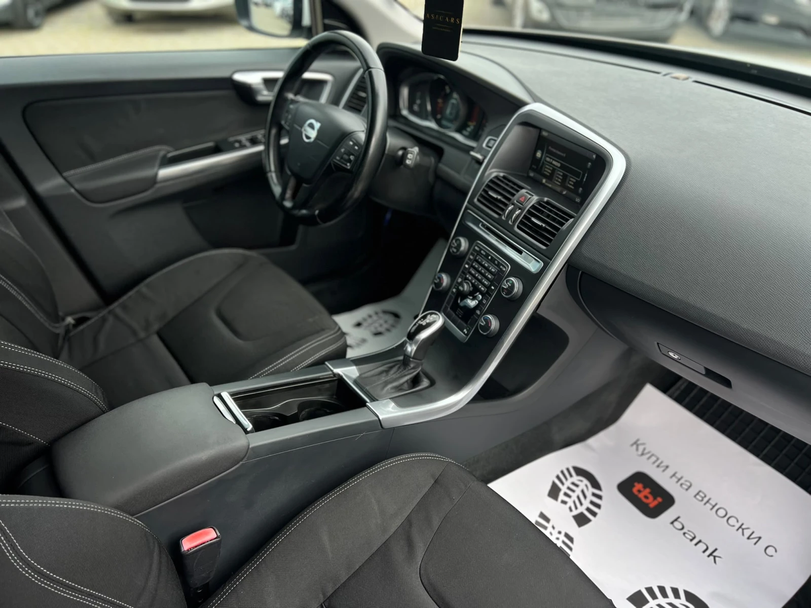 Volvo XC60 / 2.0D / 136HP / AUTOMAT / NAVI /, снимка 11 - Автомобили и джипове - 55218349