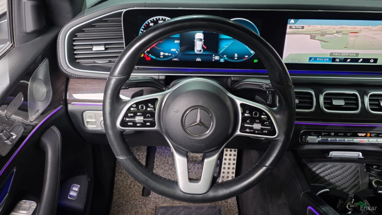 Mercedes-Benz GLE 400 D* 4MATIC* КОЖА* ПОДГРЕВ* ОБДУХВ* BURMASTER* PANO*, снимка 12 - Автомобили и джипове - 55501731