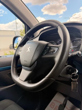 Peugeot Traveller 2.0 HDI* CARPLAY* КАМЕРА* FACELIFT* , снимка 13