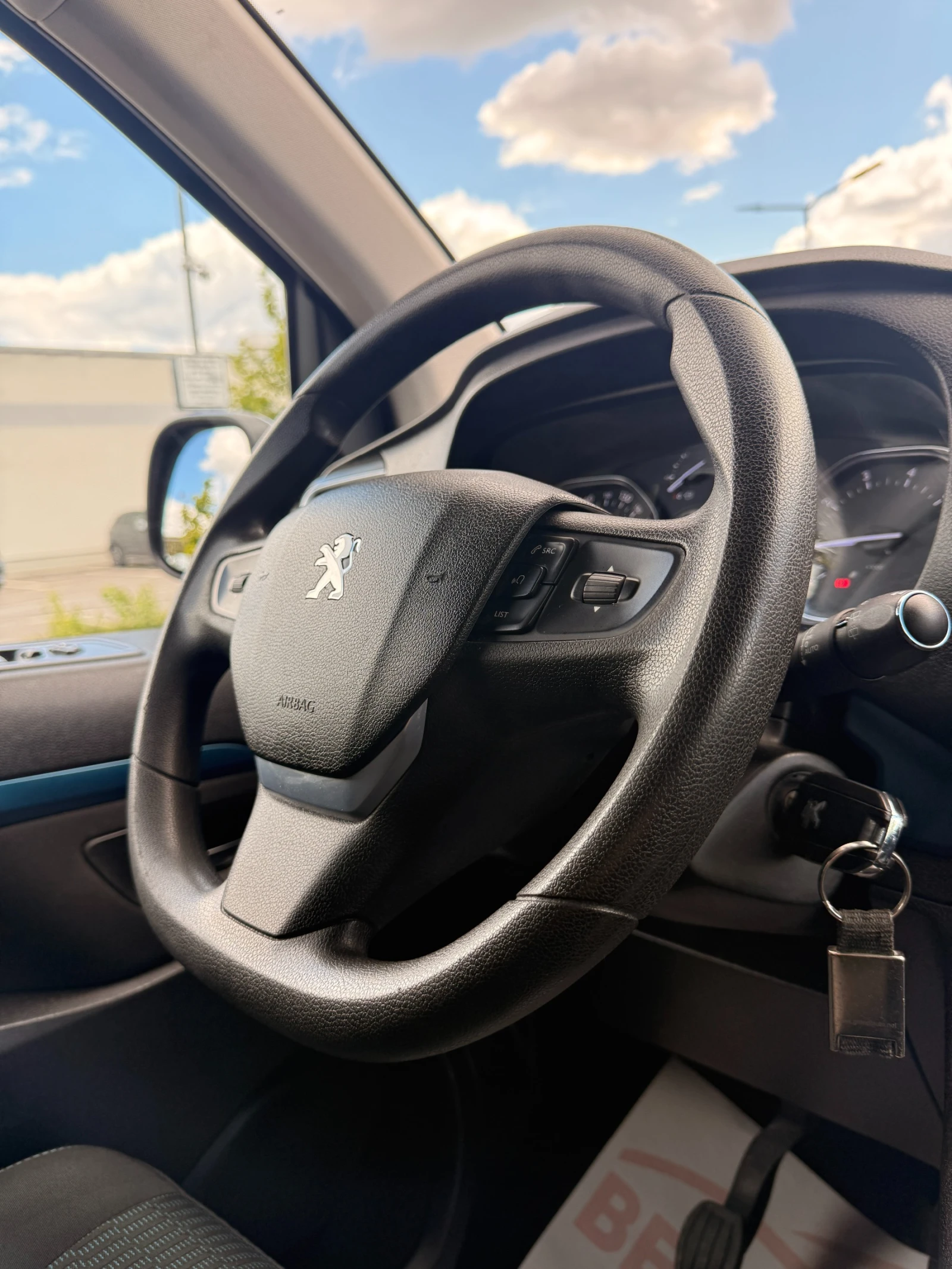 Peugeot Traveller 2.0 HDI* CARPLAY* КАМЕРА* FACELIFT* , снимка 13 - Бусове и автобуси - 55430689