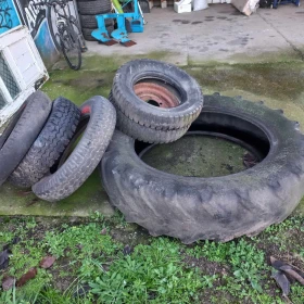 Друг вид Български Комбайн и тракор, снимка 3