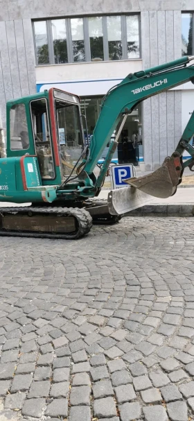 Багер Takeuchi TB035, снимка 1