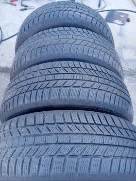 Гуми Зимни 215/60R17, снимка 2 - Гуми и джанти - 47493776