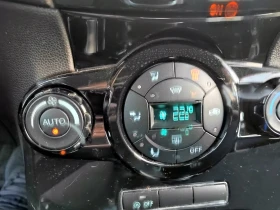 Ford Fiesta 1.5 TDCI EURO 6 TiTANIUM, снимка 17