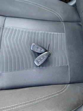 Ford Fiesta 1.5 TDCI EURO 6 TiTANIUM, снимка 13