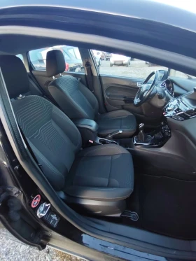 Ford Fiesta 1.5 TDCI EURO 6 TiTANIUM, снимка 11
