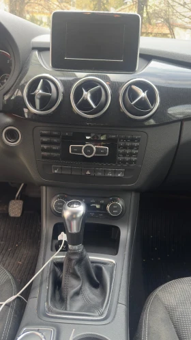 Mercedes-Benz B 180, снимка 9
