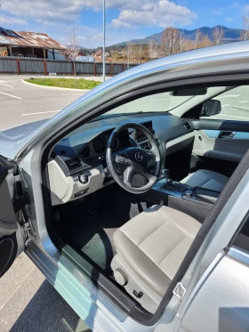 Mercedes-Benz C 220 Avantgarde, снимка 8
