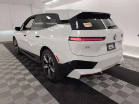BMW iX XDRIVE50| HARMAN KARDON| HUD| 360| PANO| 2 КЛЮЧА| , снимка 4