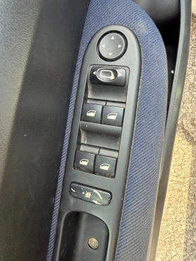 Peugeot 307 7 местна със панорама  - 1800 € / 3520.49 лв. - 16051777 10