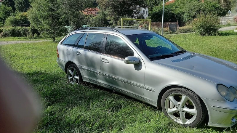 Mercedes-Benz C 270, снимка 2 - Автомобили и джипове - 47809262