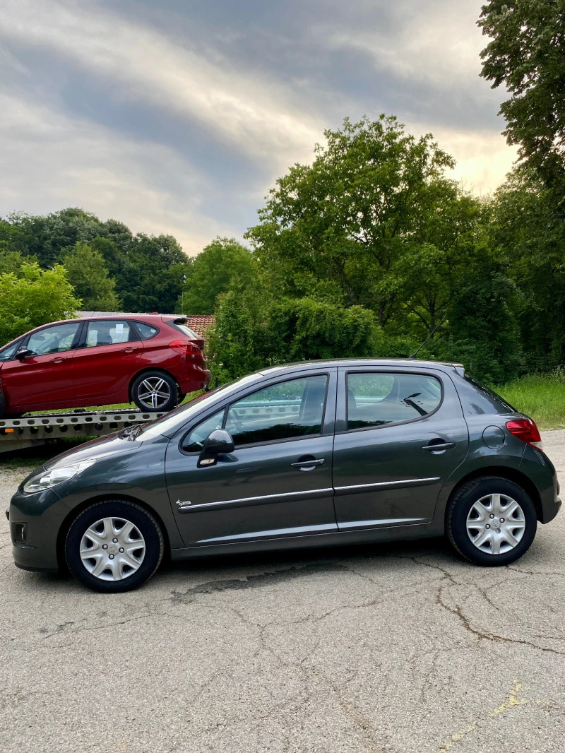 Peugeot 207 1.4i 75 к.с* FACELIFT* PDC, снимка 5 - Автомобили и джипове - 45981644