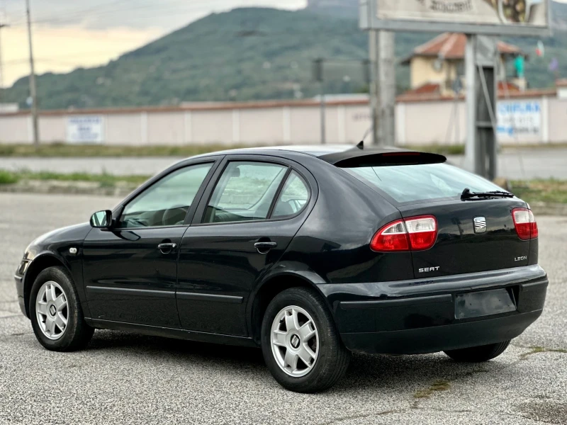 Seat Leon 1.6i ИТАЛИЯ, снимка 7 - Автомобили и джипове - 47316368