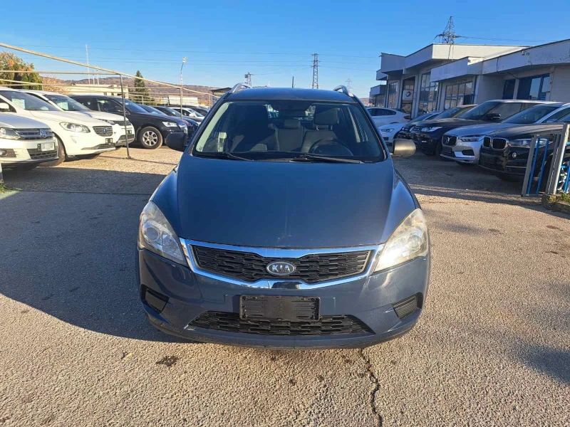 Kia Ceed Газ/Бензин, снимка 2 - Автомобили и джипове - 47875180