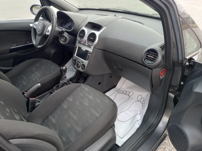 Opel Corsa 1.3 CDTI CAMERA NAVI EURO5, снимка 12 - Автомобили и джипове - 48279090