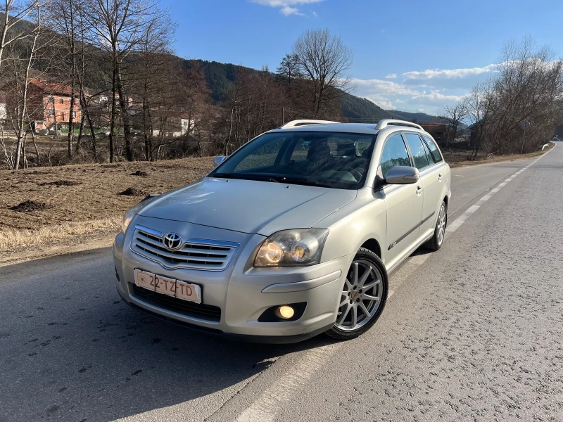 Toyota Avensis 1.8* 129КС* Клима* Холандия* Ръчка* Facelift* 2 кл, снимка 1 - Автомобили и джипове - 48451266