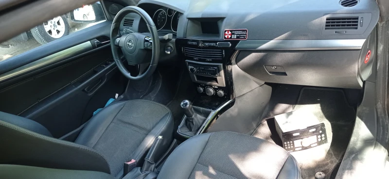 Opel Astra Кабрио, снимка 5 - Автомобили и джипове - 50565947