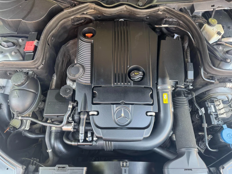 Mercedes-Benz E 250, снимка 14 - Автомобили и джипове - 52616826