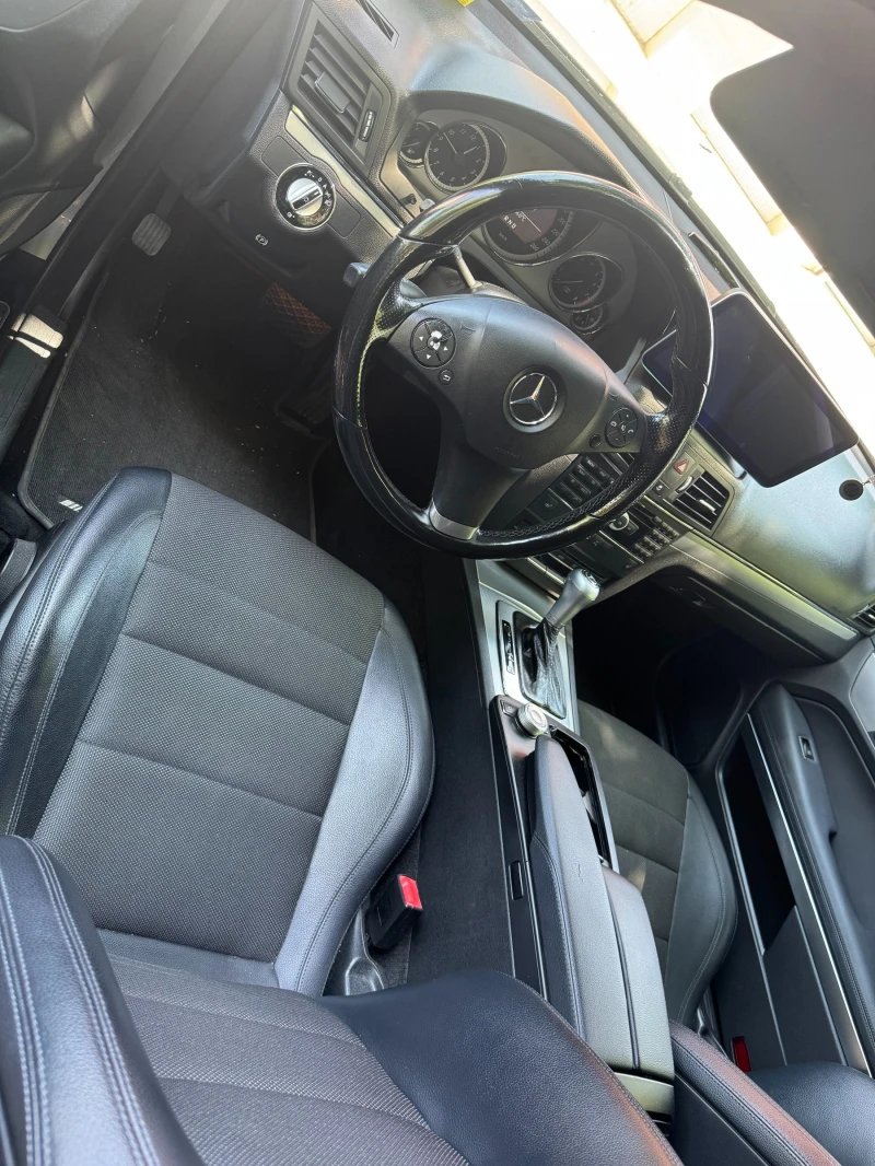 Mercedes-Benz E 250, снимка 7 - Автомобили и джипове - 52616826