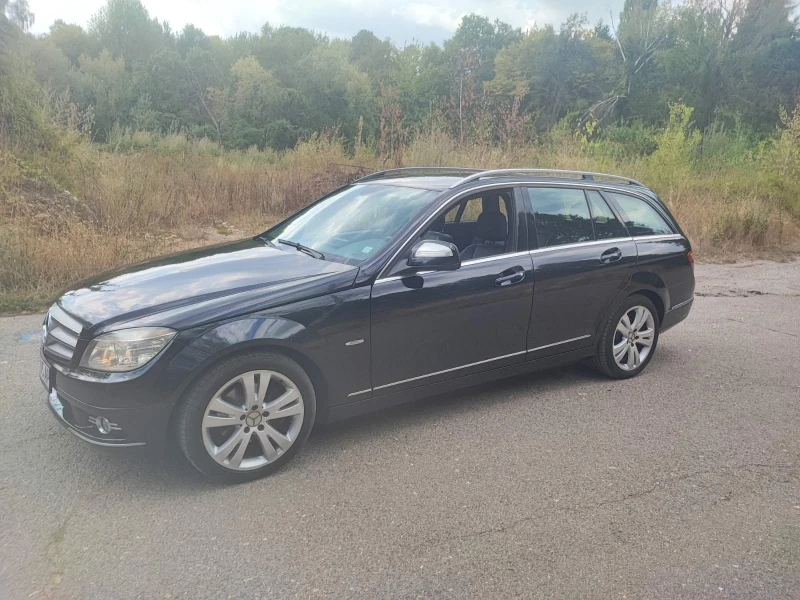 Mercedes-Benz C 220, снимка 1 - Автомобили и джипове - 51394345