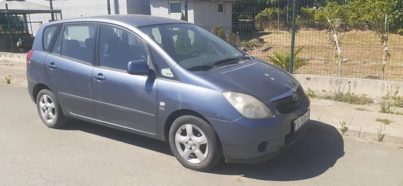 Toyota Corolla verso 2.0 d4d 90кс, снимка 3 - Автомобили и джипове - 51895541