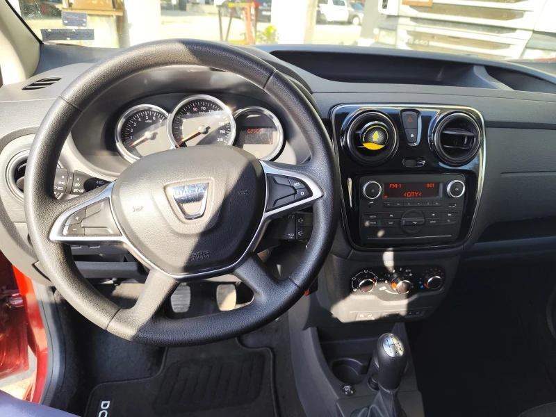 Dacia Dokker, снимка 8 - Автомобили и джипове - 52144100