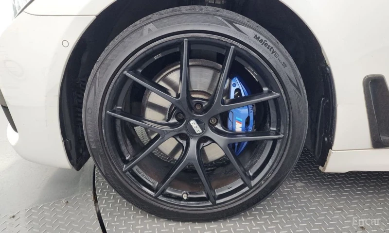 BMW 740, снимка 5 - Автомобили и джипове - 53030673