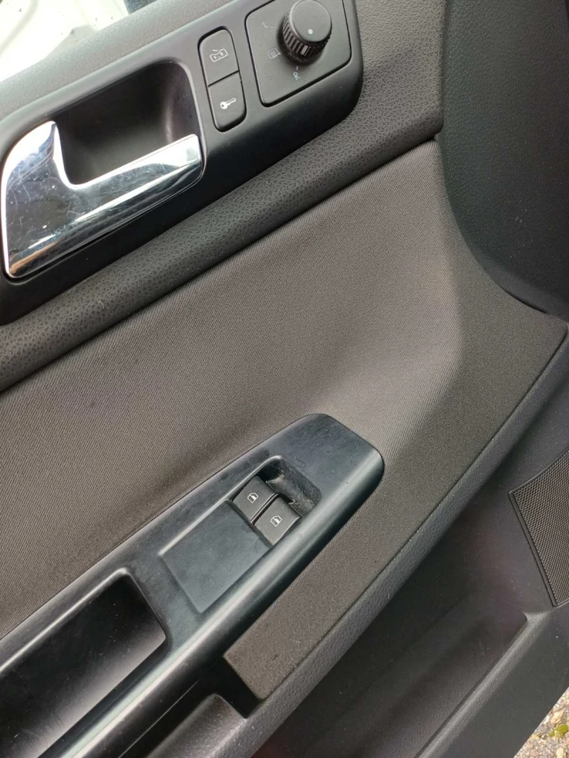 VW Polo, снимка 10 - Автомобили и джипове - 53125524