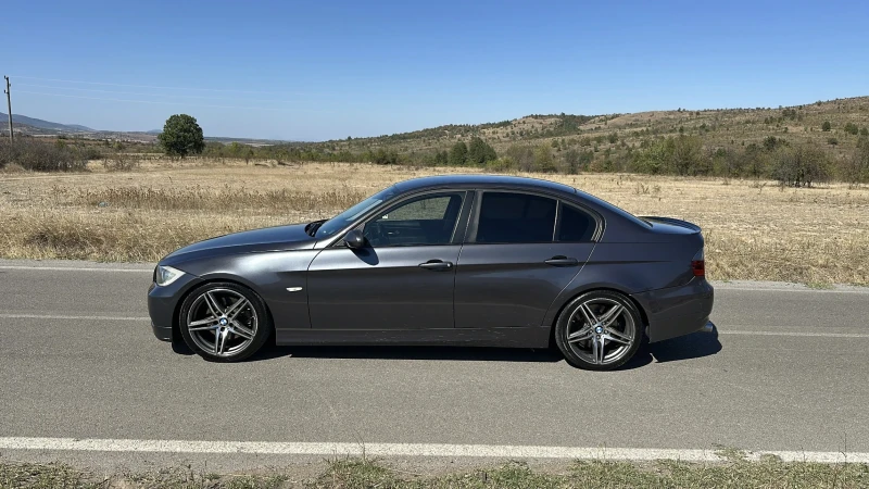 BMW 330, снимка 6 - Автомобили и джипове - 53474794