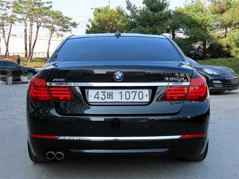 BMW 730 xDrive, снимка 4 - Автомобили и джипове - 55349343