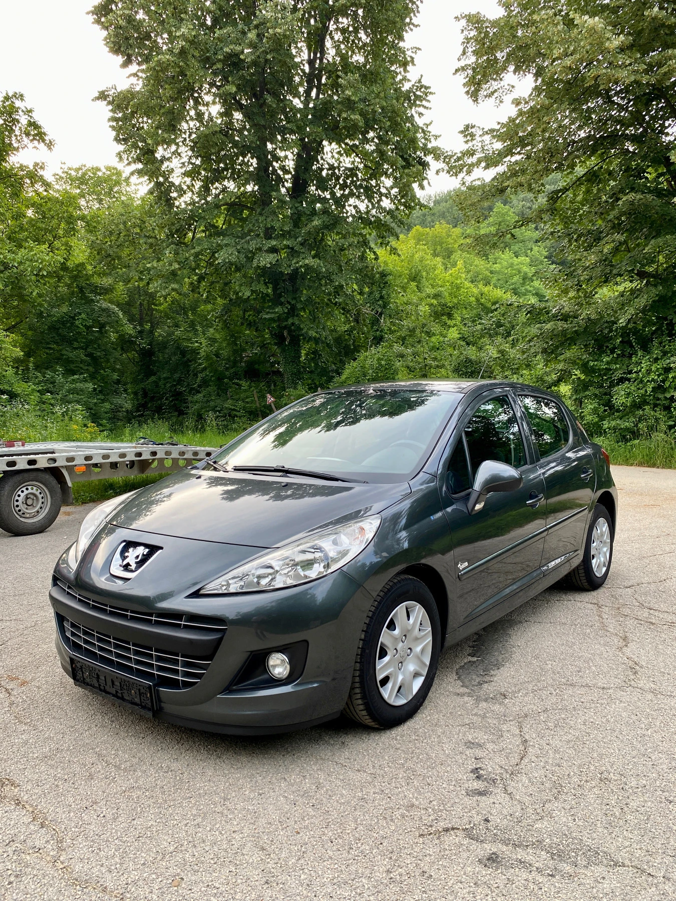 Peugeot 207 1.4i 75 к.с* FACELIFT* PDC - изображение 2