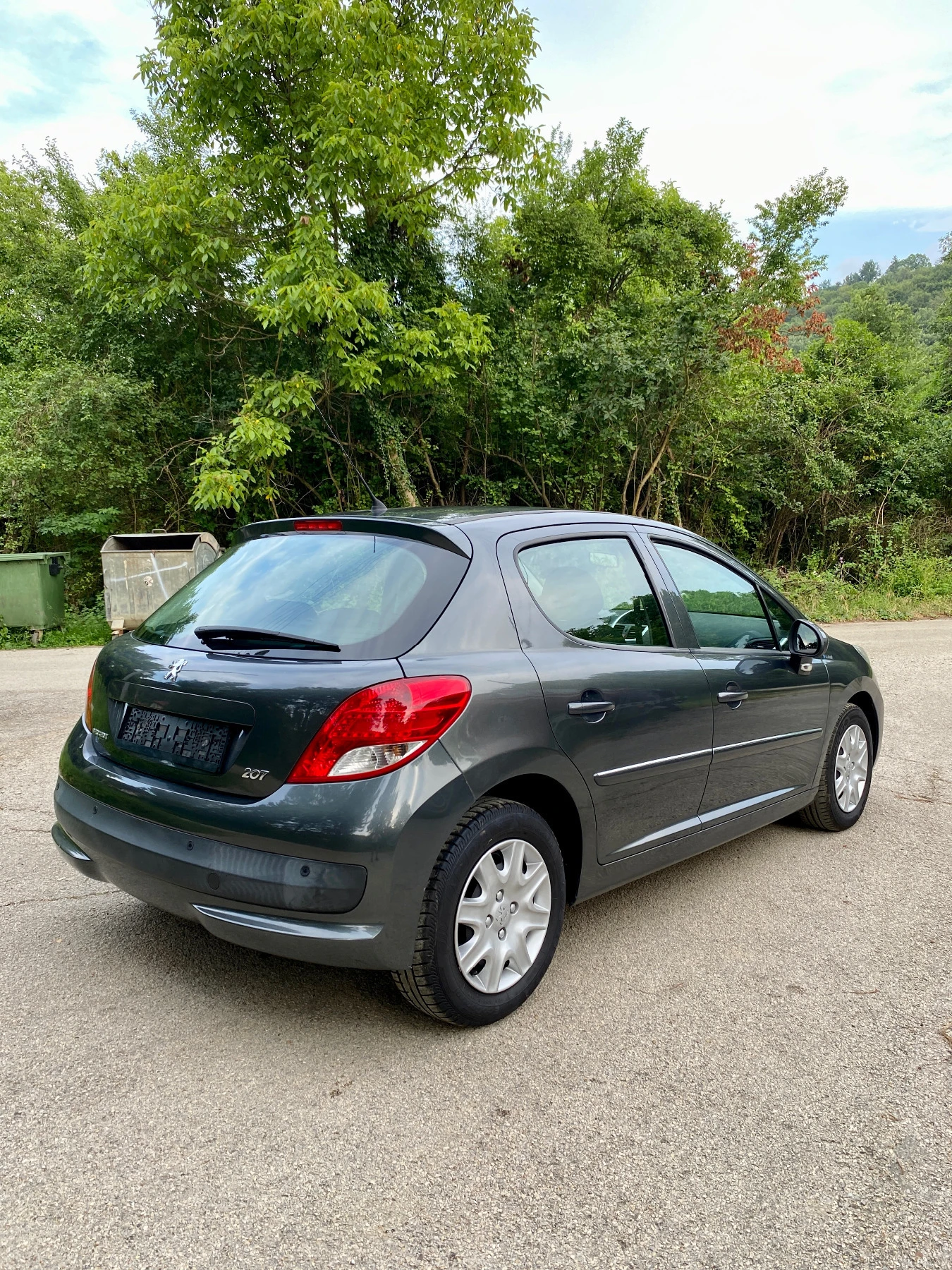 Peugeot 207 1.4i 75 к.с* FACELIFT* PDC - изображение 7