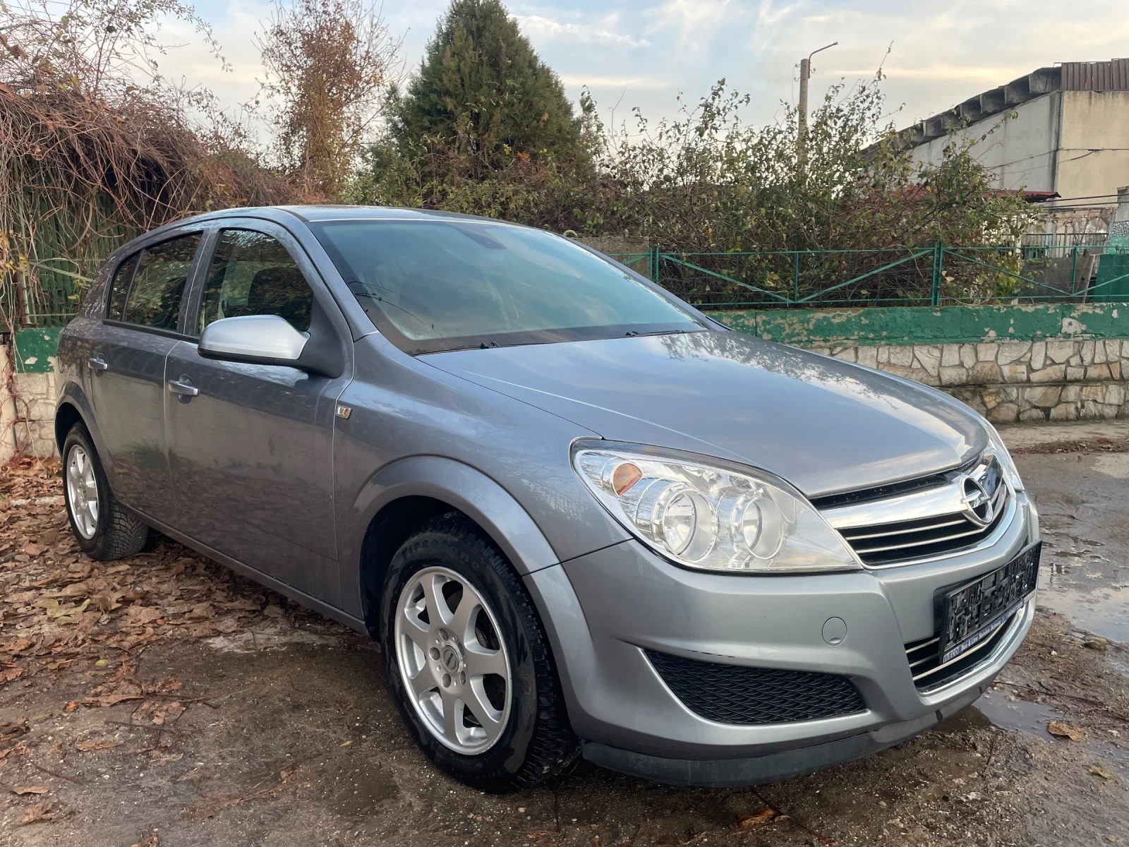 Opel Astra 1.3 CDTI Facelift - изображение 2