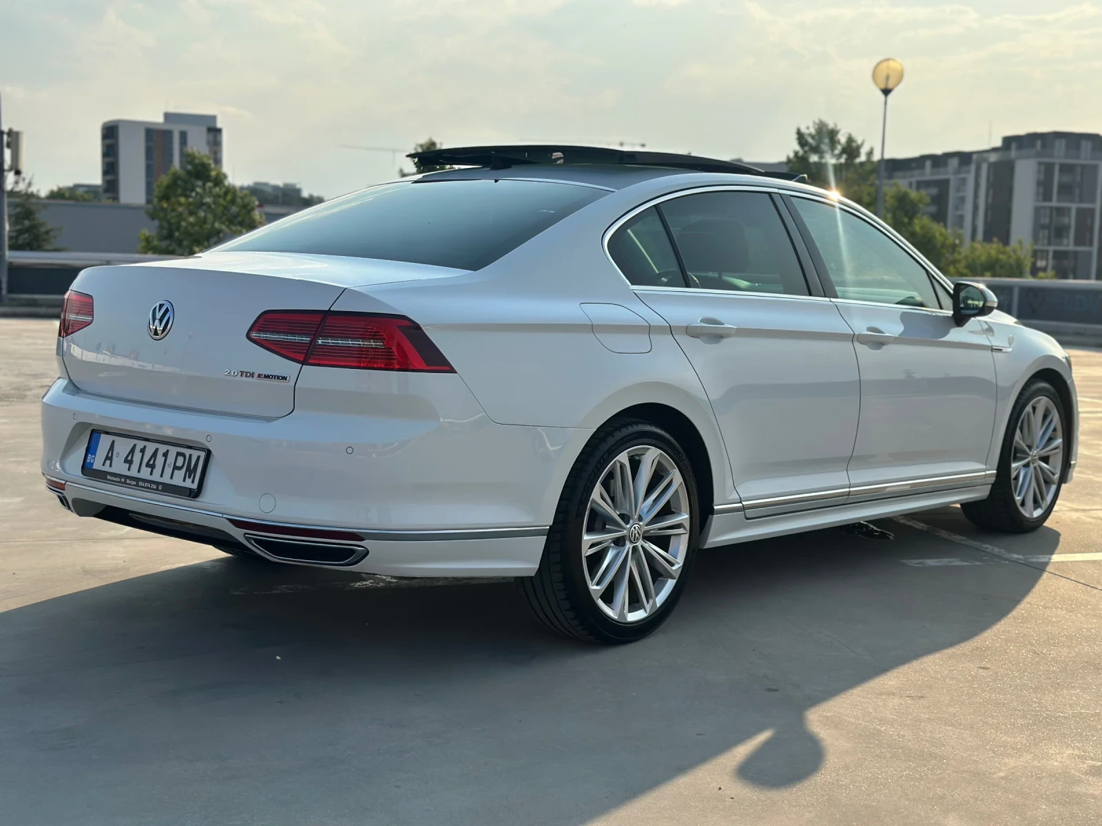 VW Passat BITDI, R-LINE, 4MOTION - изображение 5