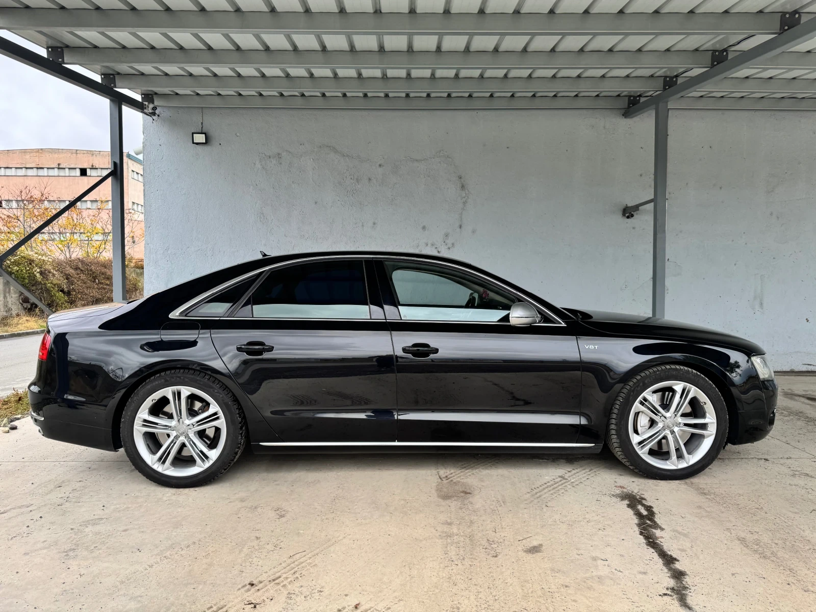 Audi A8 4.2 TDI - изображение 5