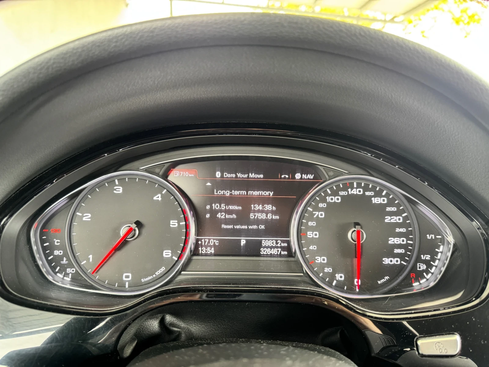 Audi A8 4.2 TDI - изображение 8